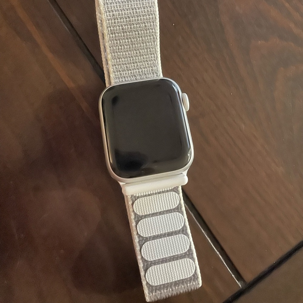 Series 5 40mm apple watch
